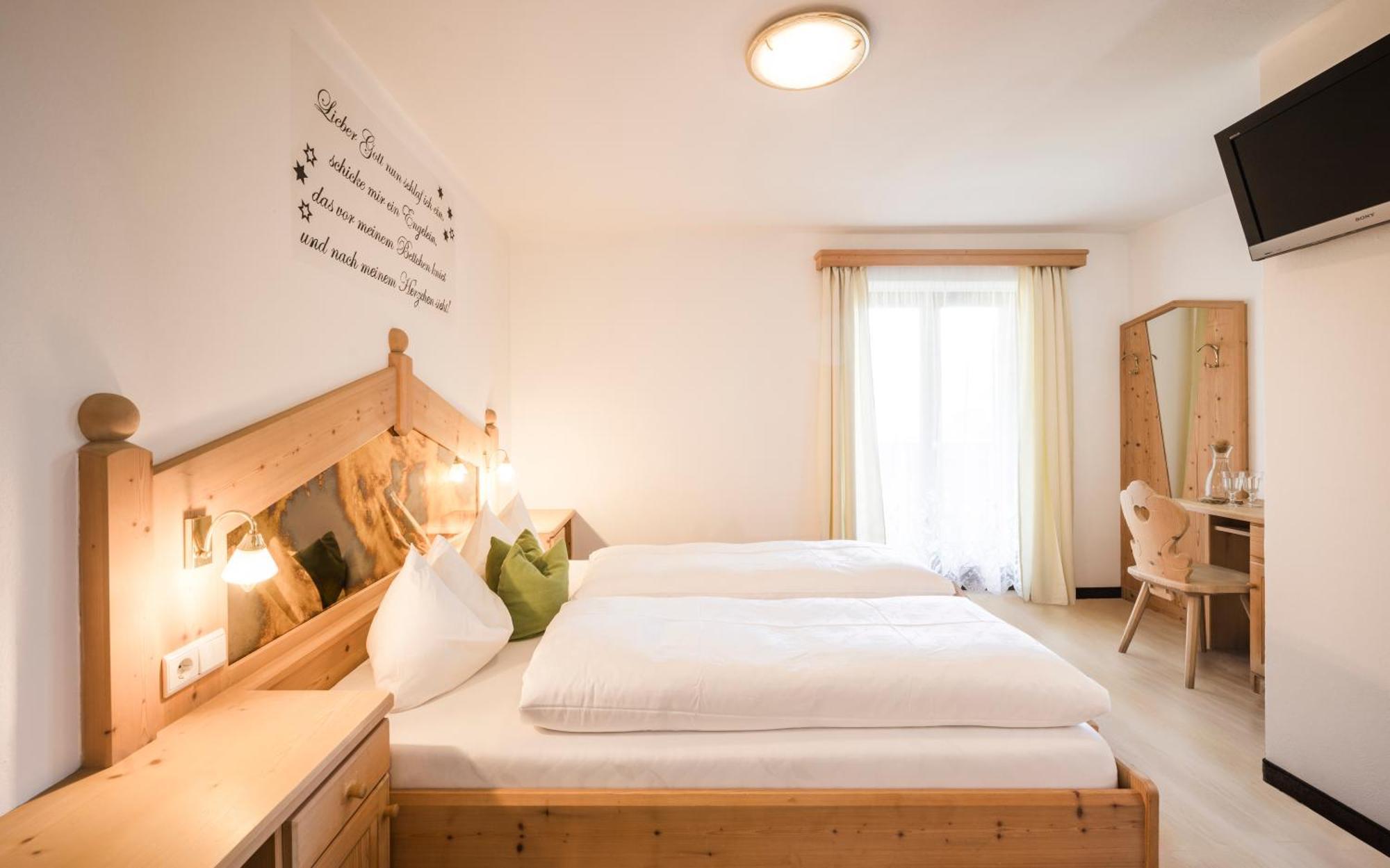 Boutique Pension Erlacher - Adults Only Villandro Exterior foto